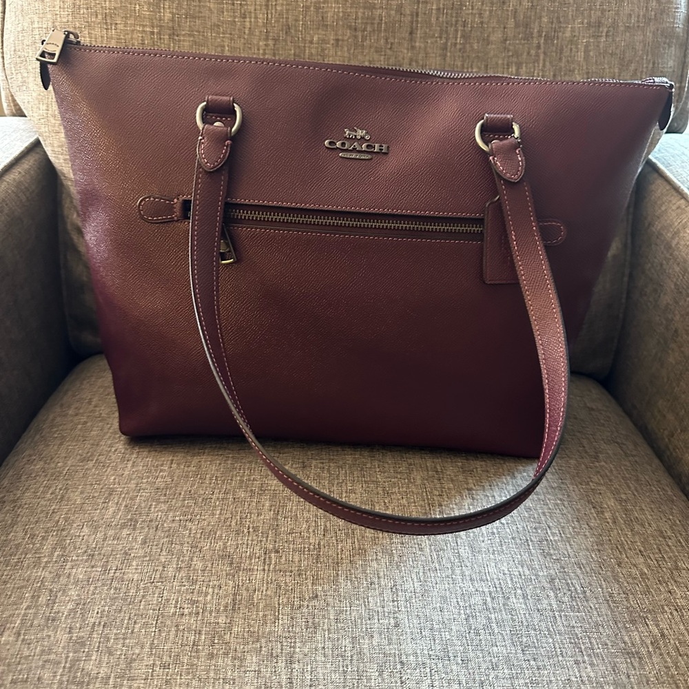 Purple / Boysenberry Coach Gallery Tote